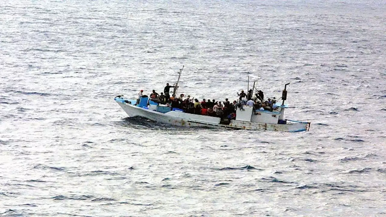 At least 29 African migrants die when two boats sink off Tunisia - SABC News