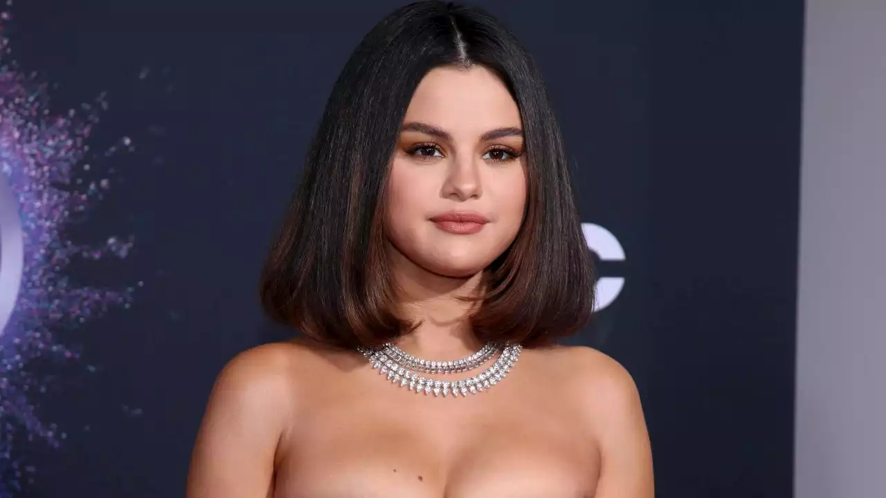 Selena Gomez debuts surprising love interest