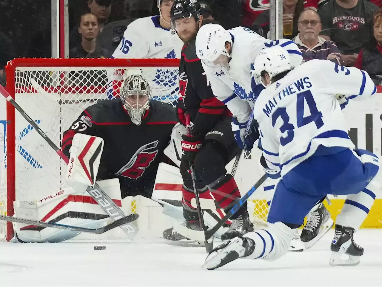 Aho's late goal lifts Hurricanes past Maple Leafs 5-3 despite two from red-hot Auston Matthews