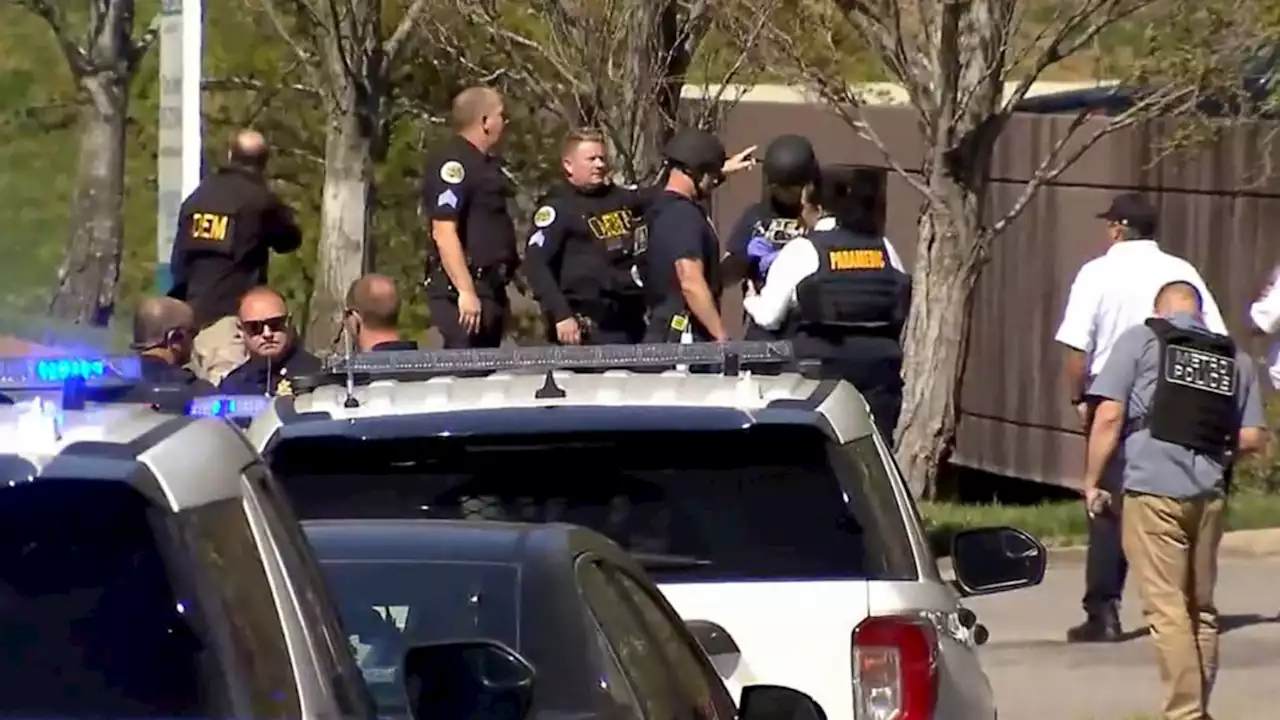 6 dead, including 3 kids, in Nashville school shooting; 28-year-old female shooter dead | LIVE