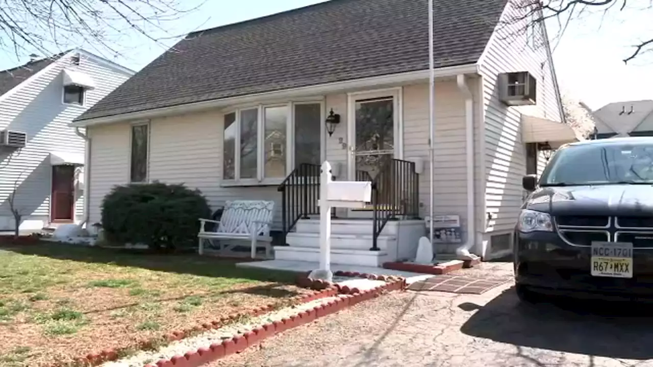 73-year-old woman found tied up and robbed in NJ home break-in