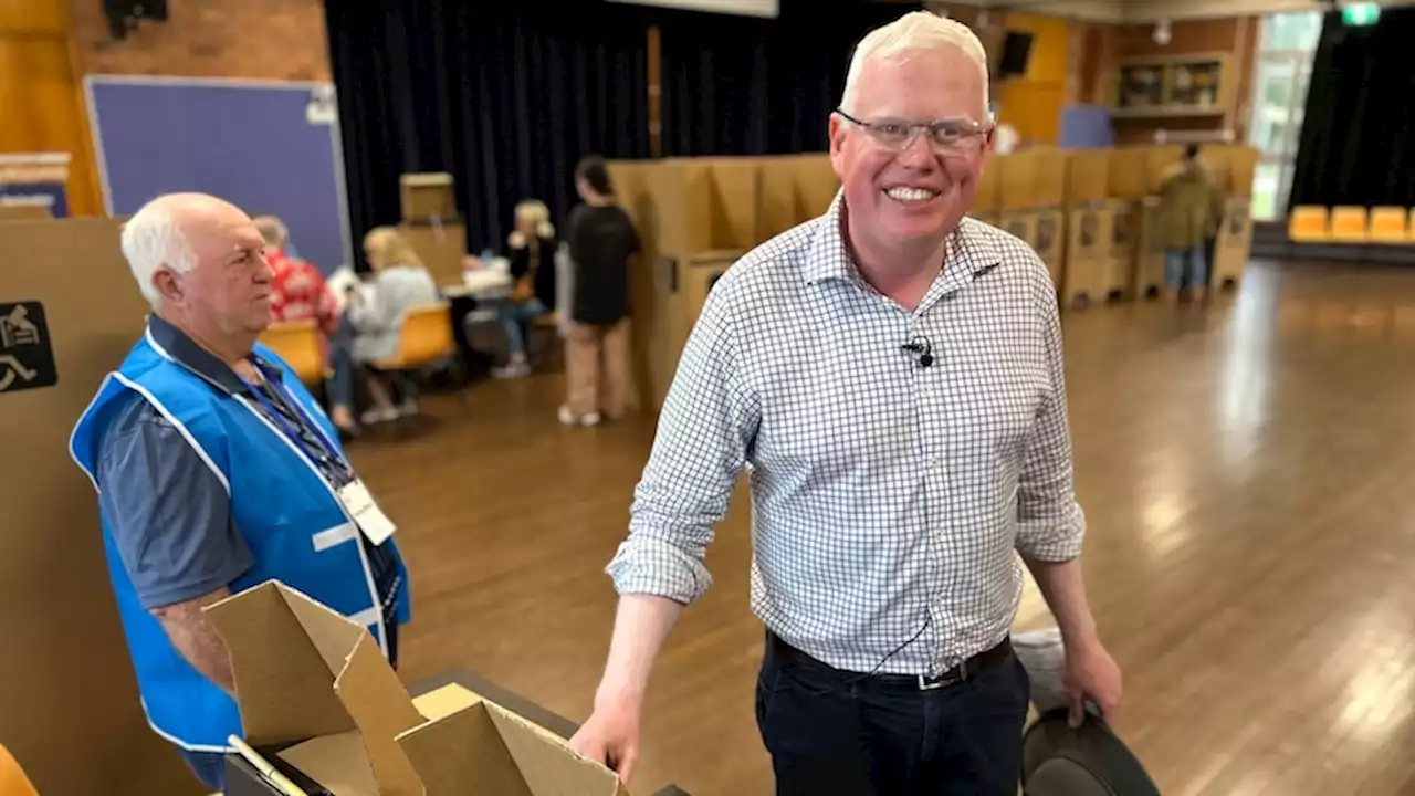 Counting to resume in Kiama as vote tightens, incumbent prepares to face court