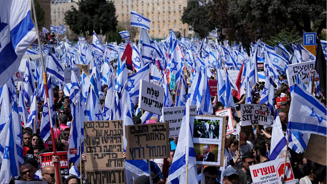 Netanyahu announces pause in judicial overhaul plan, will seek compromise with opponents