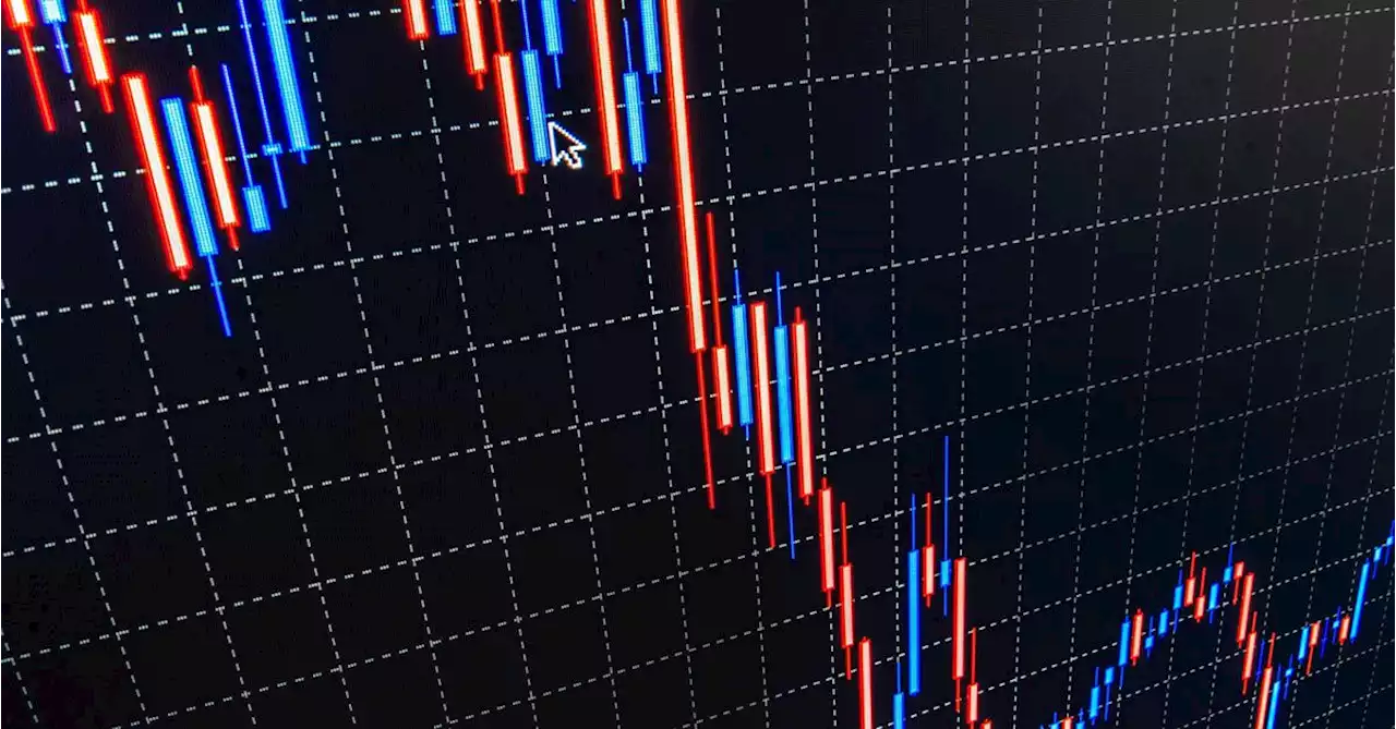 Crypto-Related Stocks Drop Alongside Bitcoin on CFTC Binance Suit