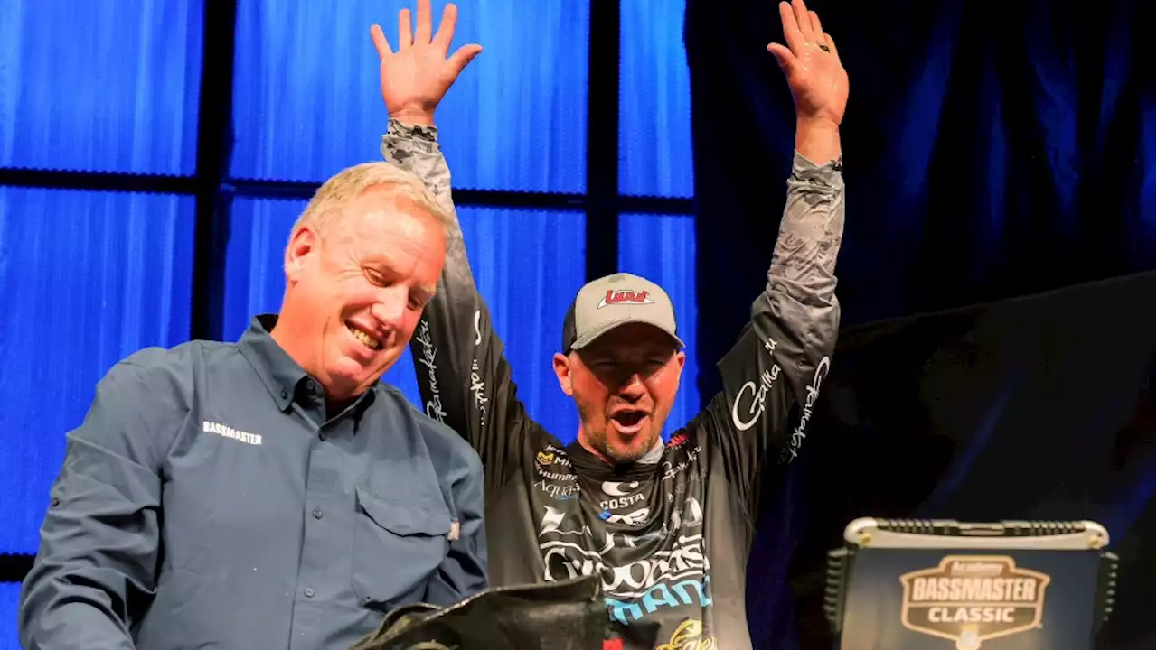 Gustafson becomes first Canadian winner of US$1-million Bassmaster Classic event