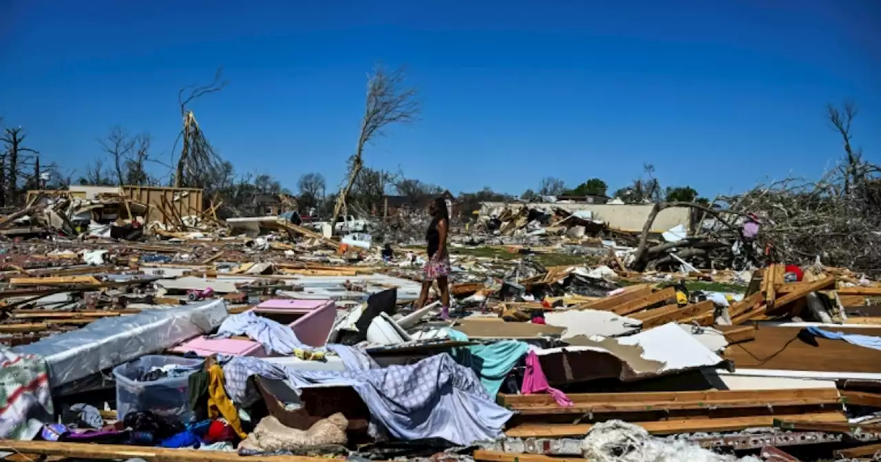 Mississippi faces more extreme weather after tornado kills 25