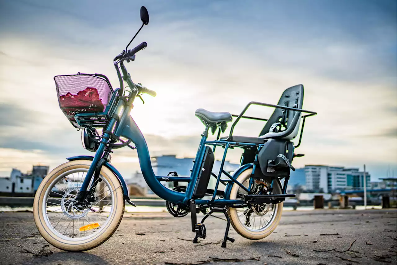 Test Gaya Le Cargo : un vélo électrique familial, ultra équipé et taillé pour les débutants