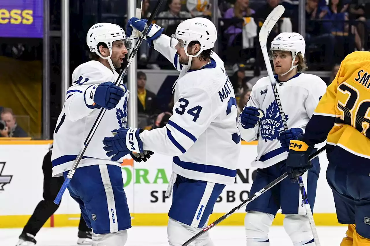 John Tavares scores twice, Maple Leafs edge Predators