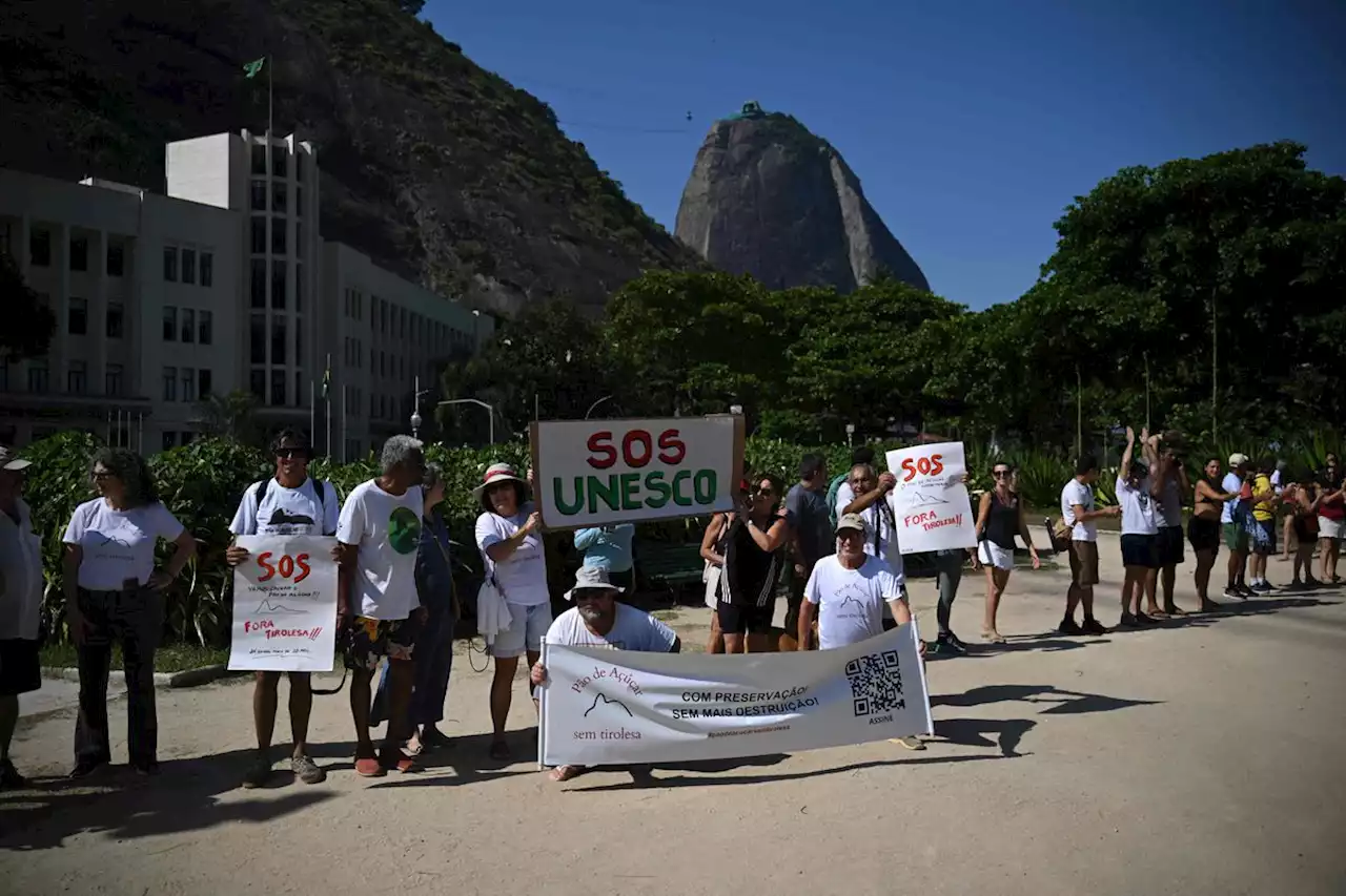 Residents protest zipline on Rio’s iconic Sugarloaf Mountain