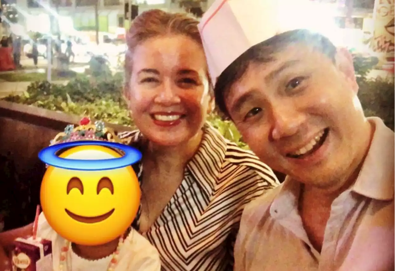 Jamus Lim celebrates his wife's birthday with simple pizza dinner - Singapore News