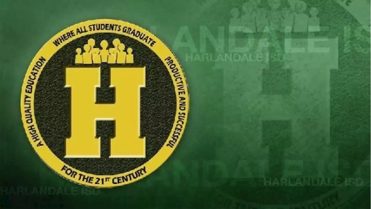 Harlandale ISD to hold special school board meeting on consolidation of 5 schools