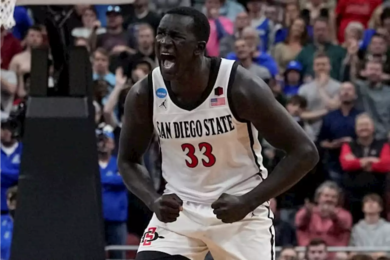 San Diego State muscles past Creighton, makes 1st Final Four