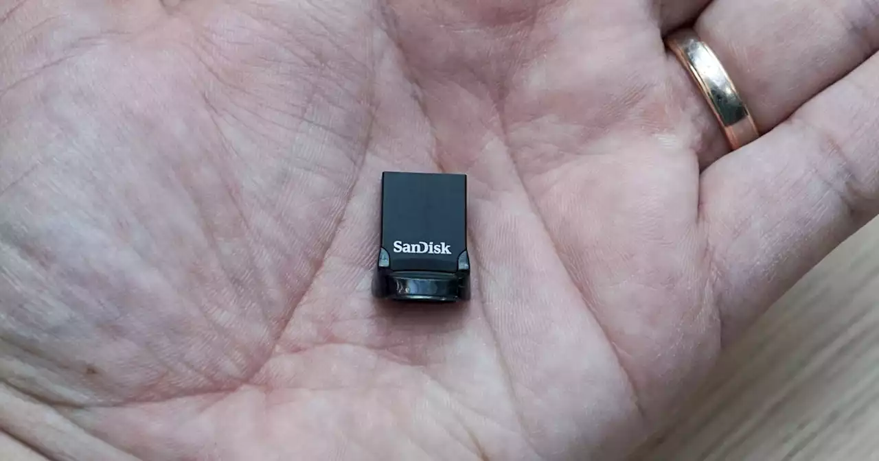 Test SanDisk Ultra Fit 128 Go (USB 3.1) : une clé USB vraiment compacte