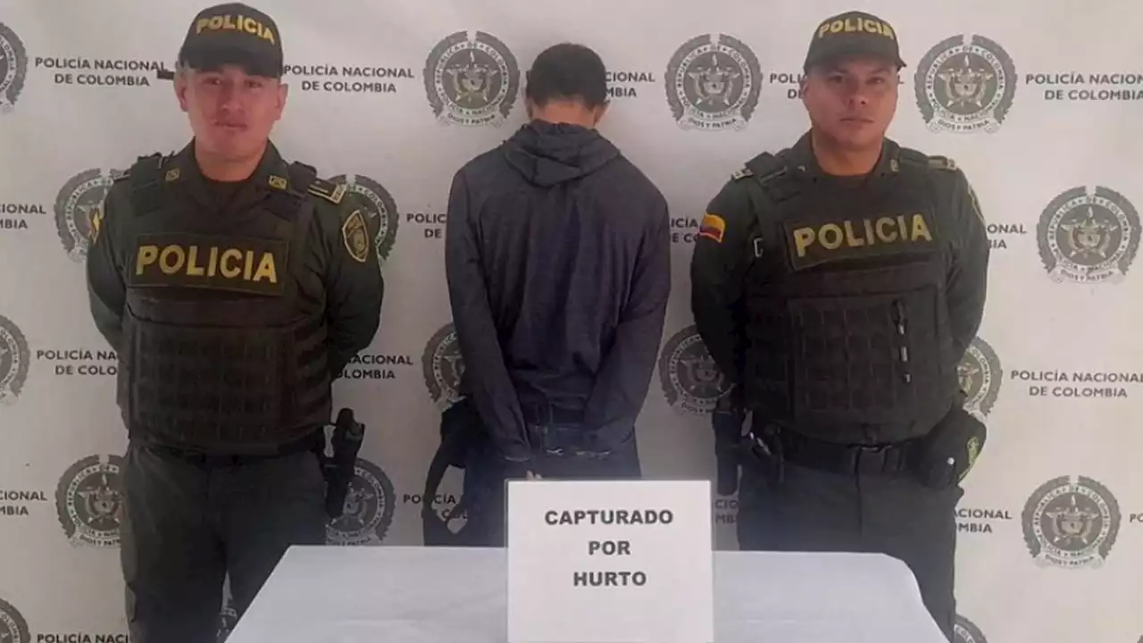 [FOTOS] En las últimas horas han capturado en Envigado a dos presuntos ladrones