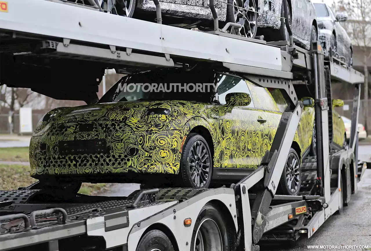 2025 Mini Cooper spy shots