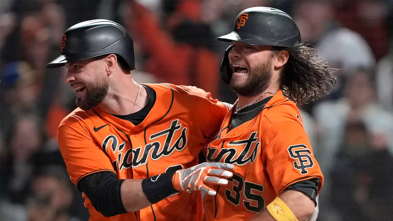 Brandon Belt Trolls Ex-Giants Teammate Brandon Crawford With Video Shout-Out