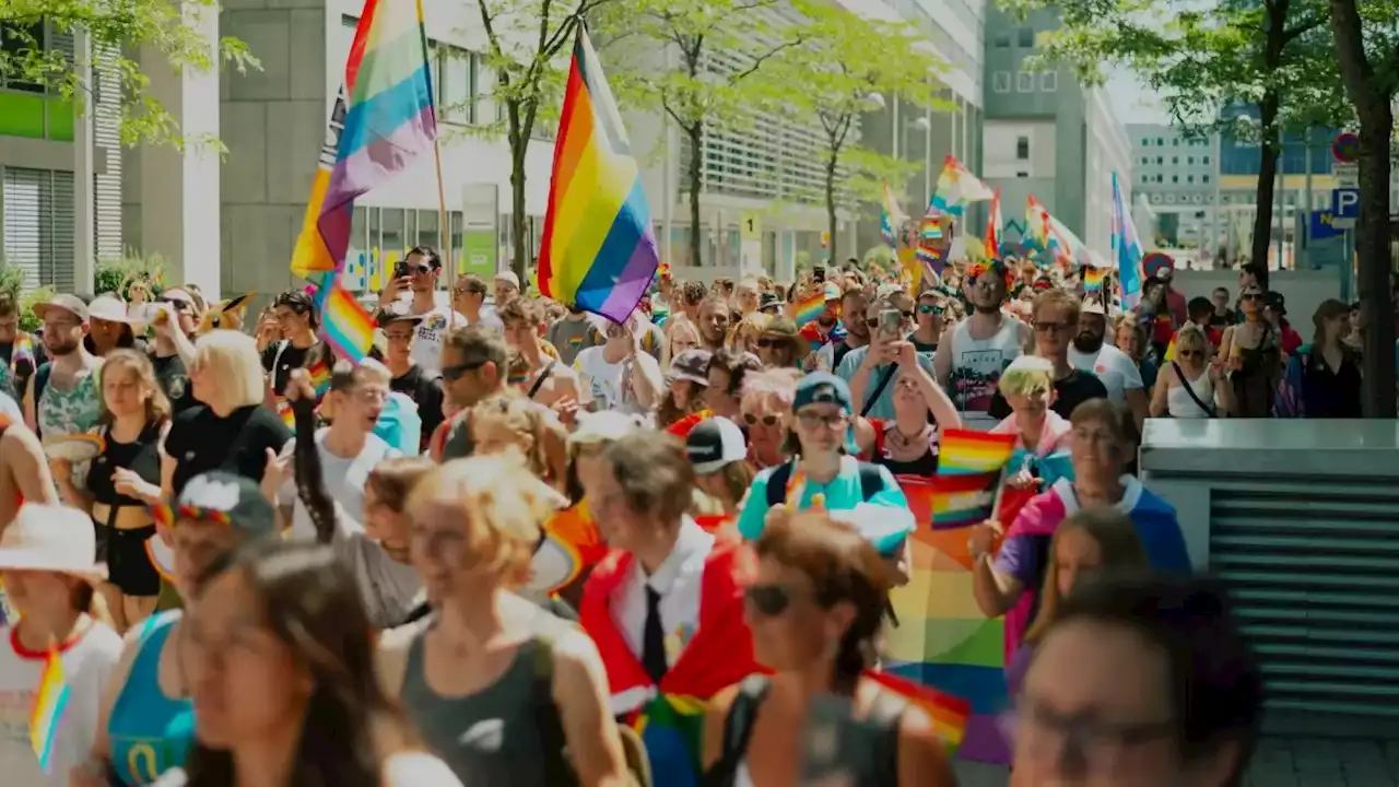 St. Pölten bekennt heuer wieder Regenbogen-Farbe