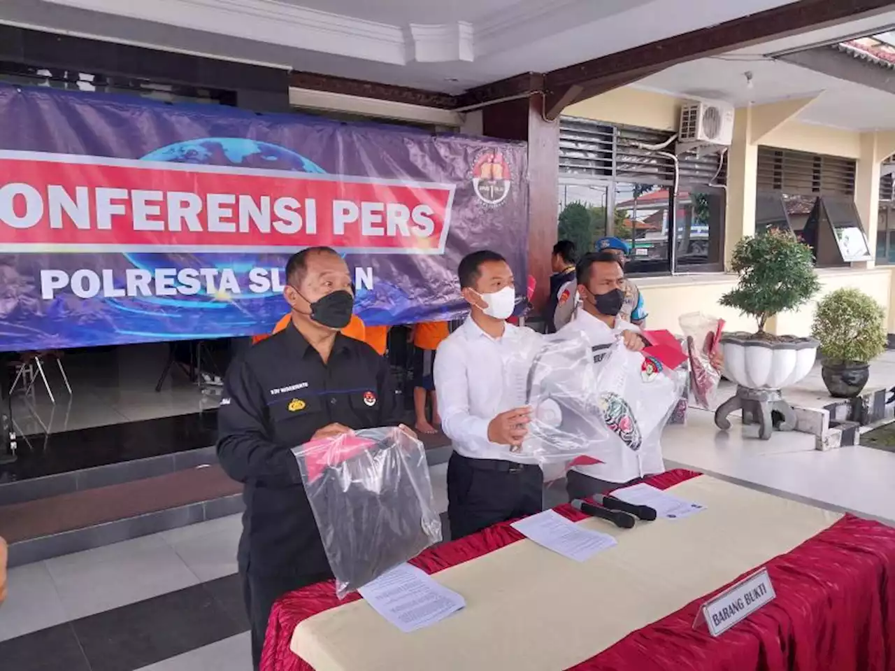 Dalam Kondisi Mabuk, Seorang Pria Bacok Pengendara Sepeda Motor di Sleman |Republika Online