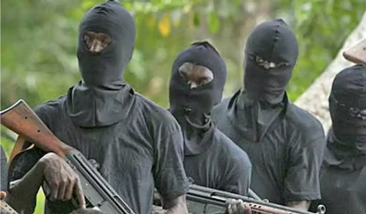 Gunmen Kill Three Nigerian Corps, NSCDC Officers In Fresh Attacks In Imo State | Sahara Reporters