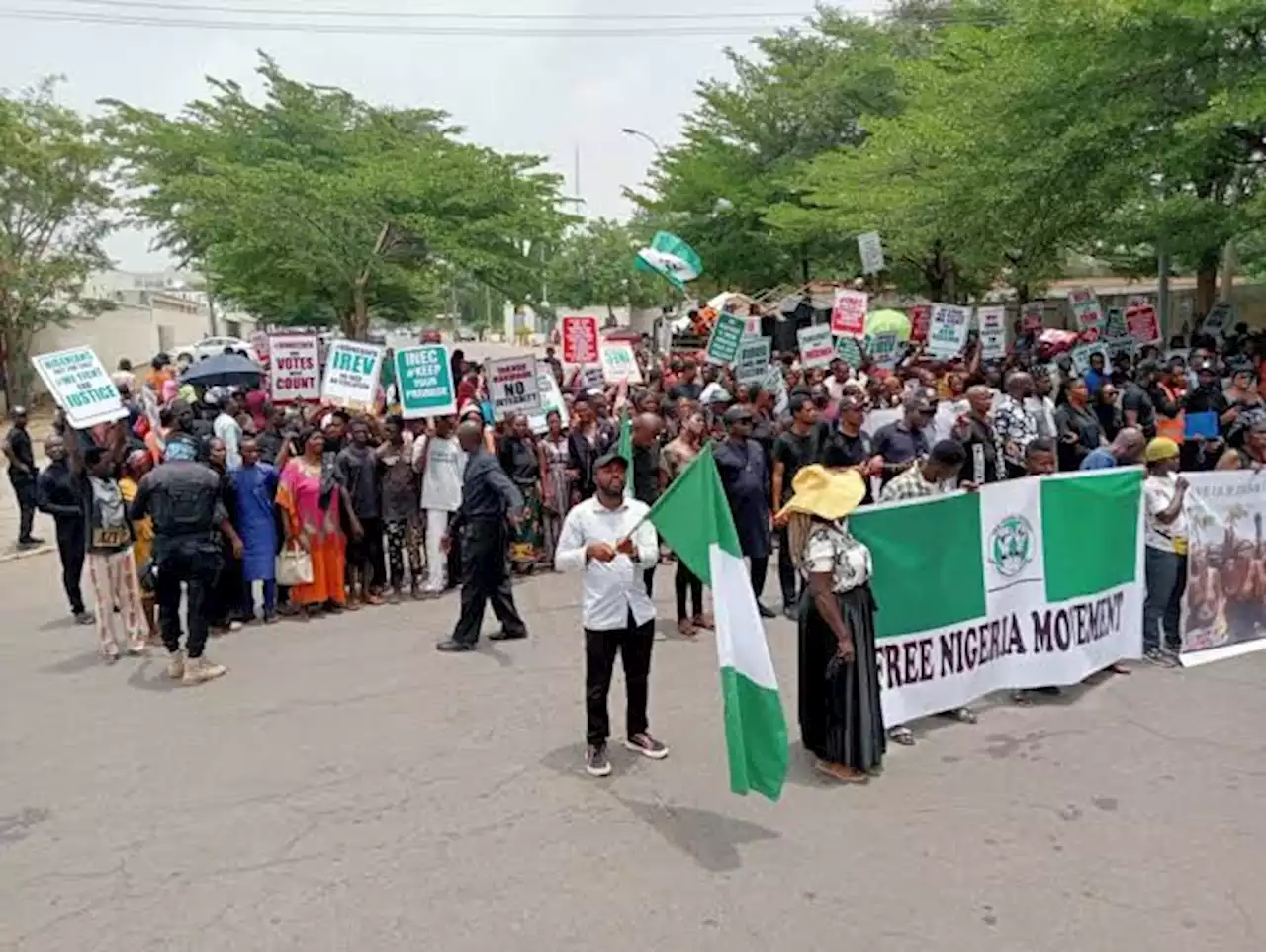 Women Protest At US Embassy Over Nigeria’s 2023 Presidential Election | Sahara Reporters