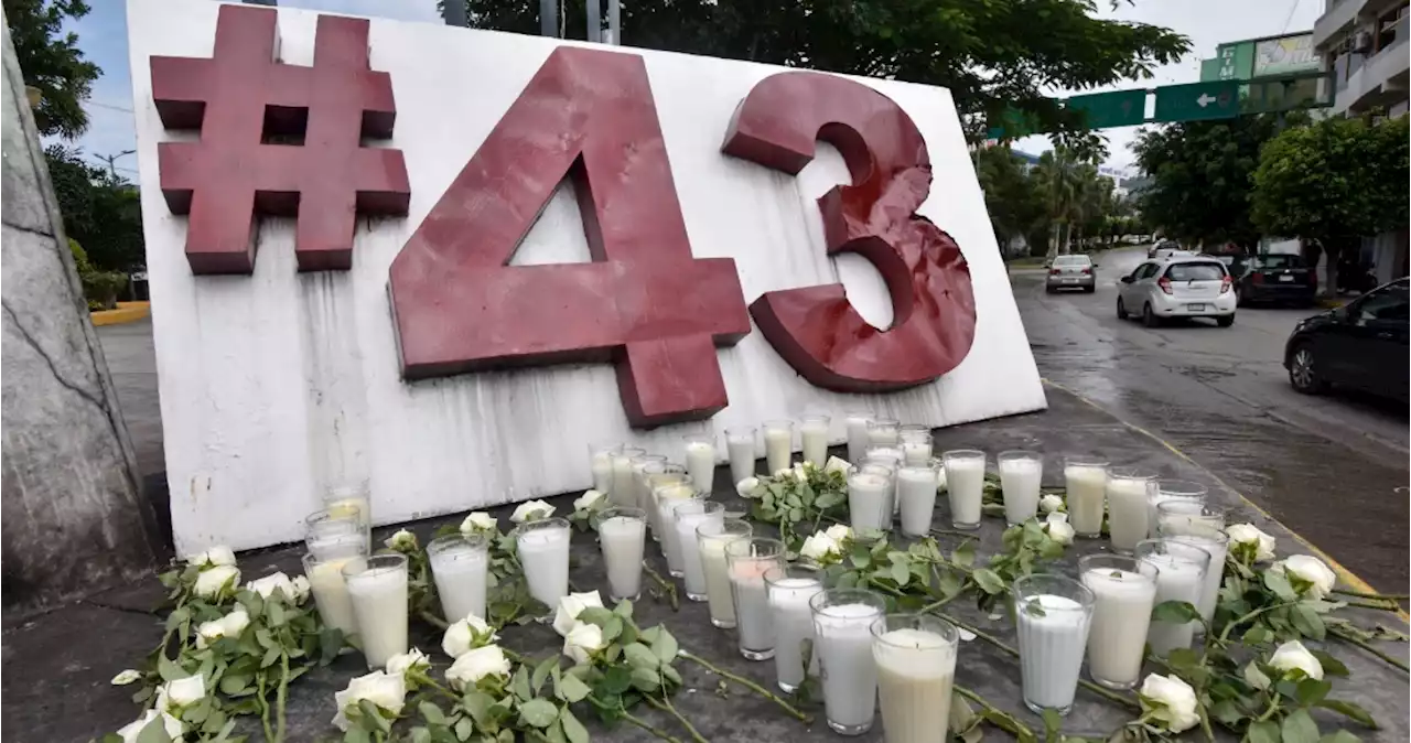 Normalistas reprochan pocos resultados en la investigación de los 43 de Ayotzinapa