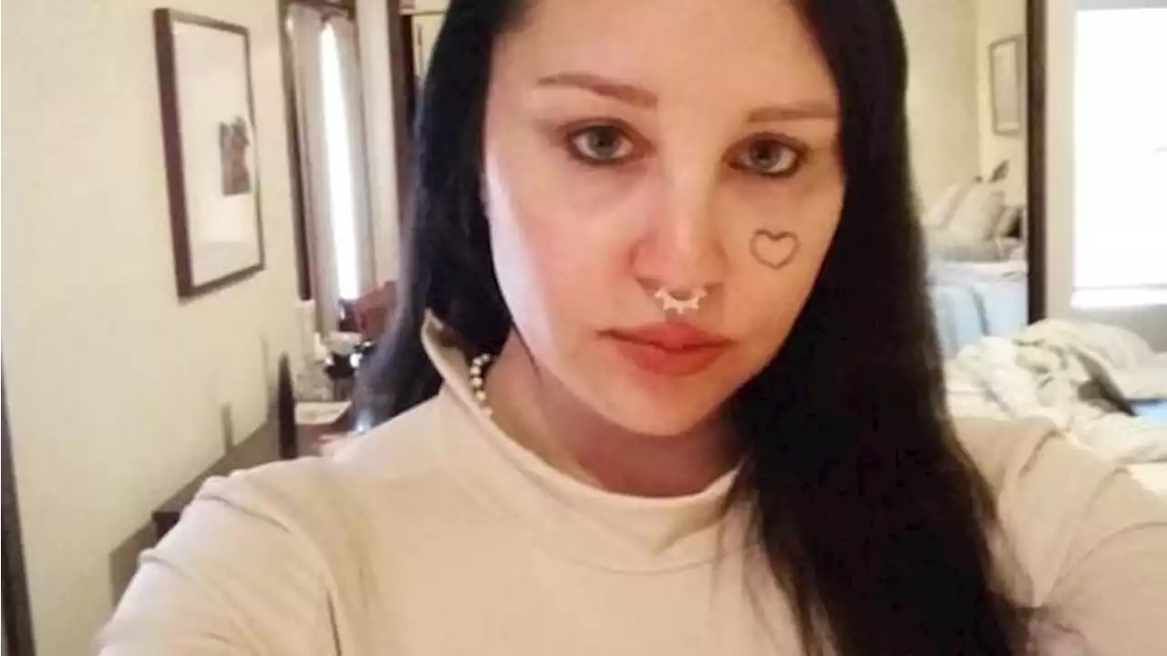 Amanda Bynes to remain in psychiatric hold for another week
