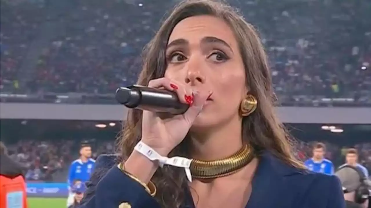 Singer who ‘butchered’ English anthem defends herself