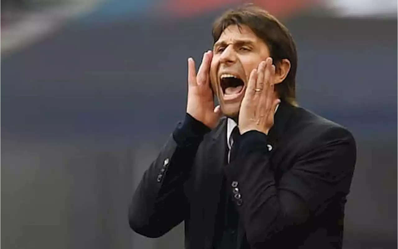 Antonio Conte lascia il Tottenham