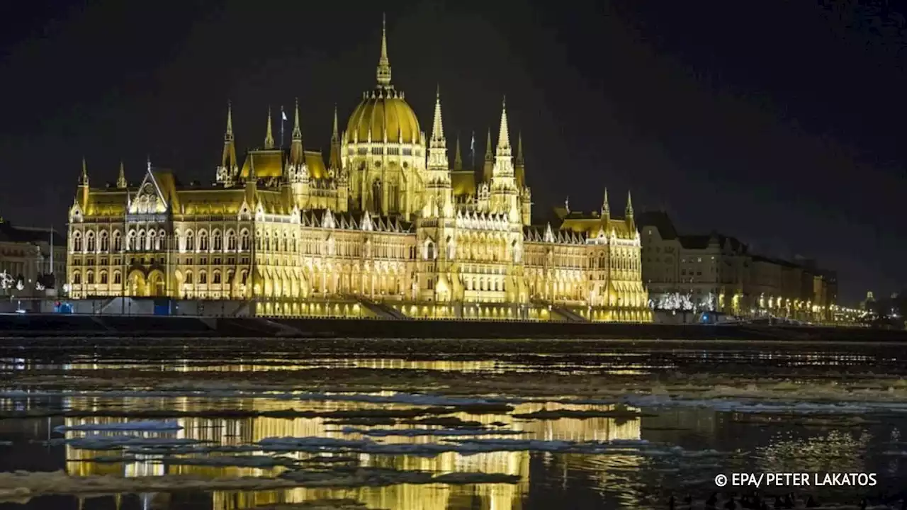 Парламент Венгрии одобрил вступление Финляндии в НАТО