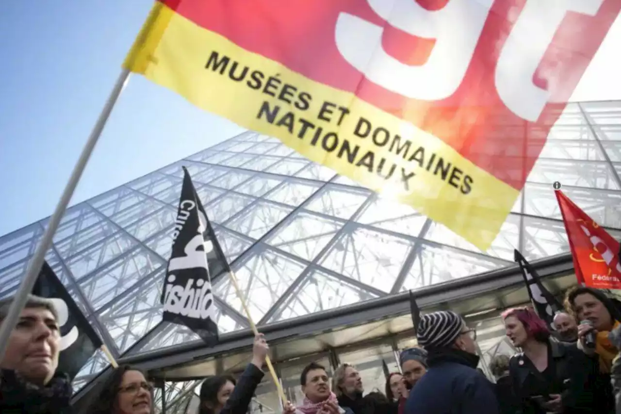 Louvre staff block entrances as part of pension protest - Terrace Standard