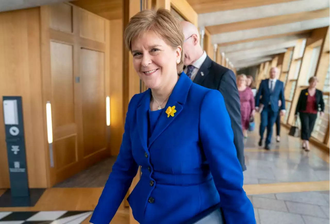 Nicola Sturgeon's successor to be named as voting closes in SNP leader race