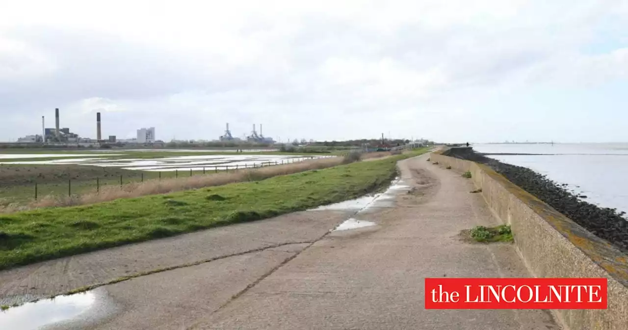 Huge Environment Agency 4.5km sea defences project gets planning approval