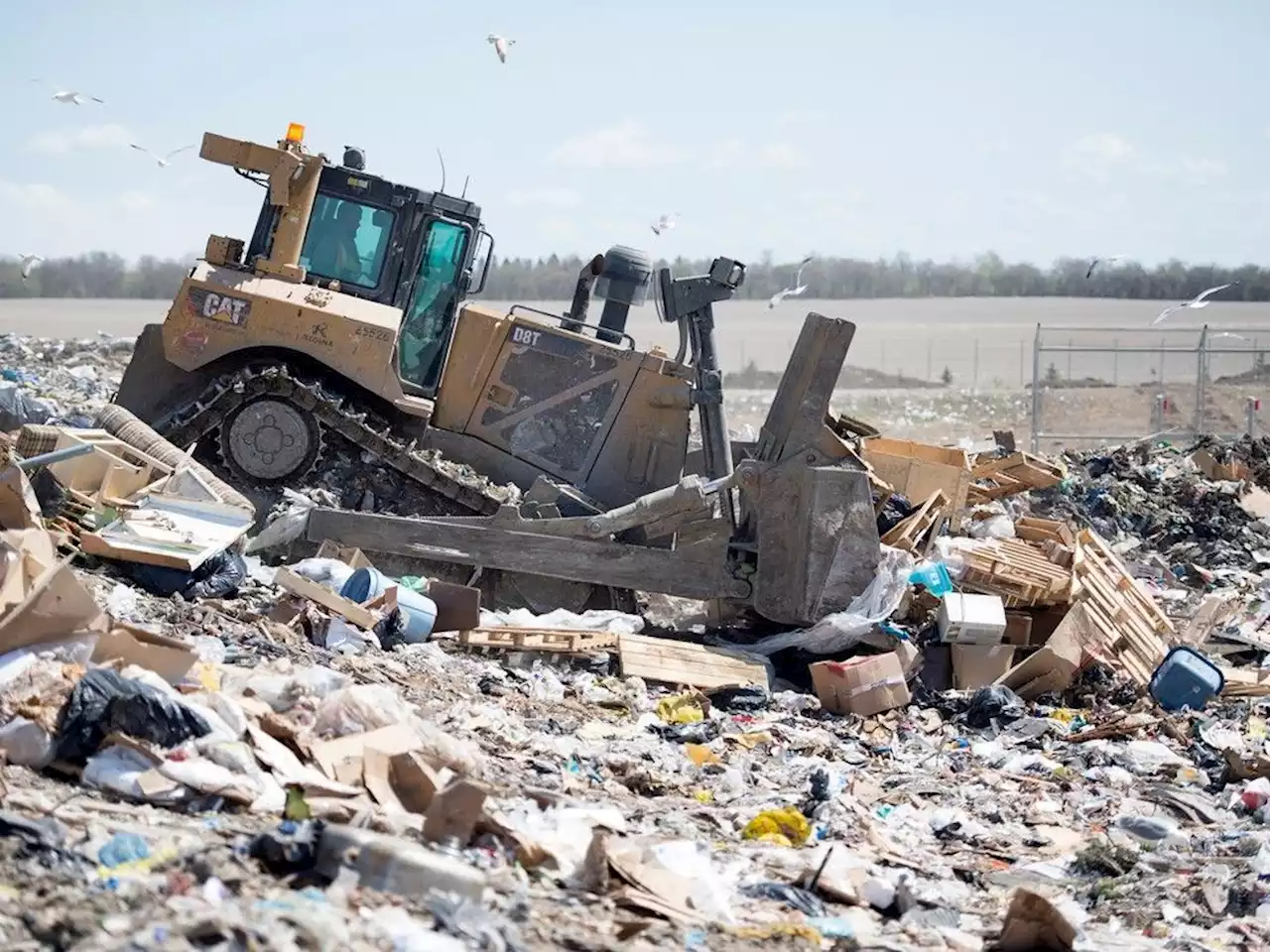 Sask. municipalities struggling with costs of landfill closures to meet provincial targets