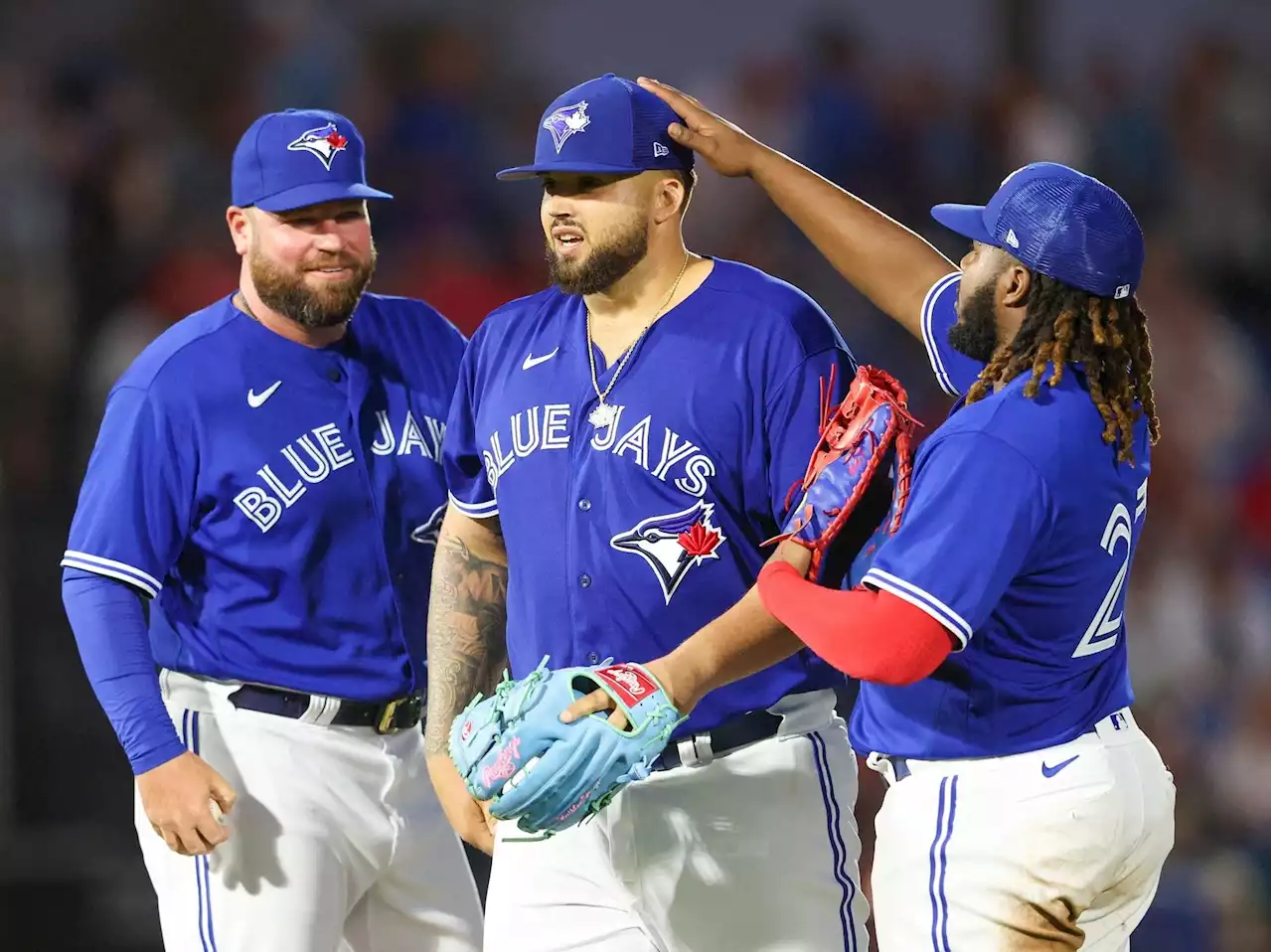 12 unlikely (but not impossible) 2023 MLB predictions including Jays winning World Series