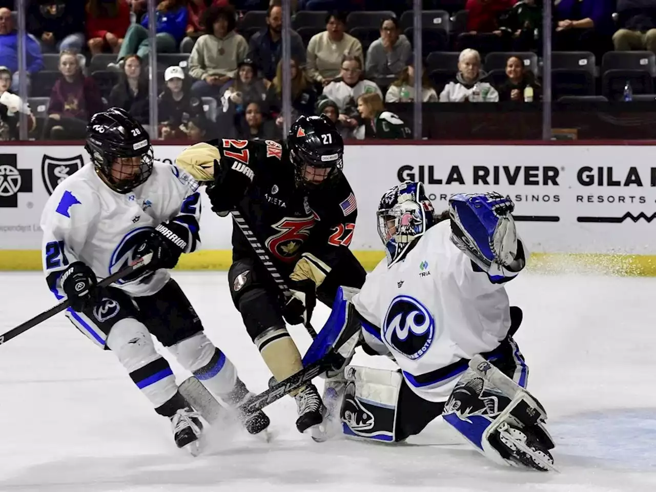 Toronto Six beat Minnesota Whitecaps in OT to win PHF Isobel Cup