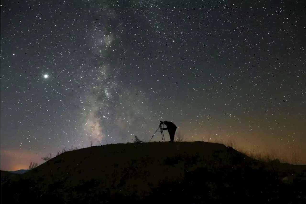 5 Planets Will Be Lined Up in The Night Sky This Week. Here's What to Know