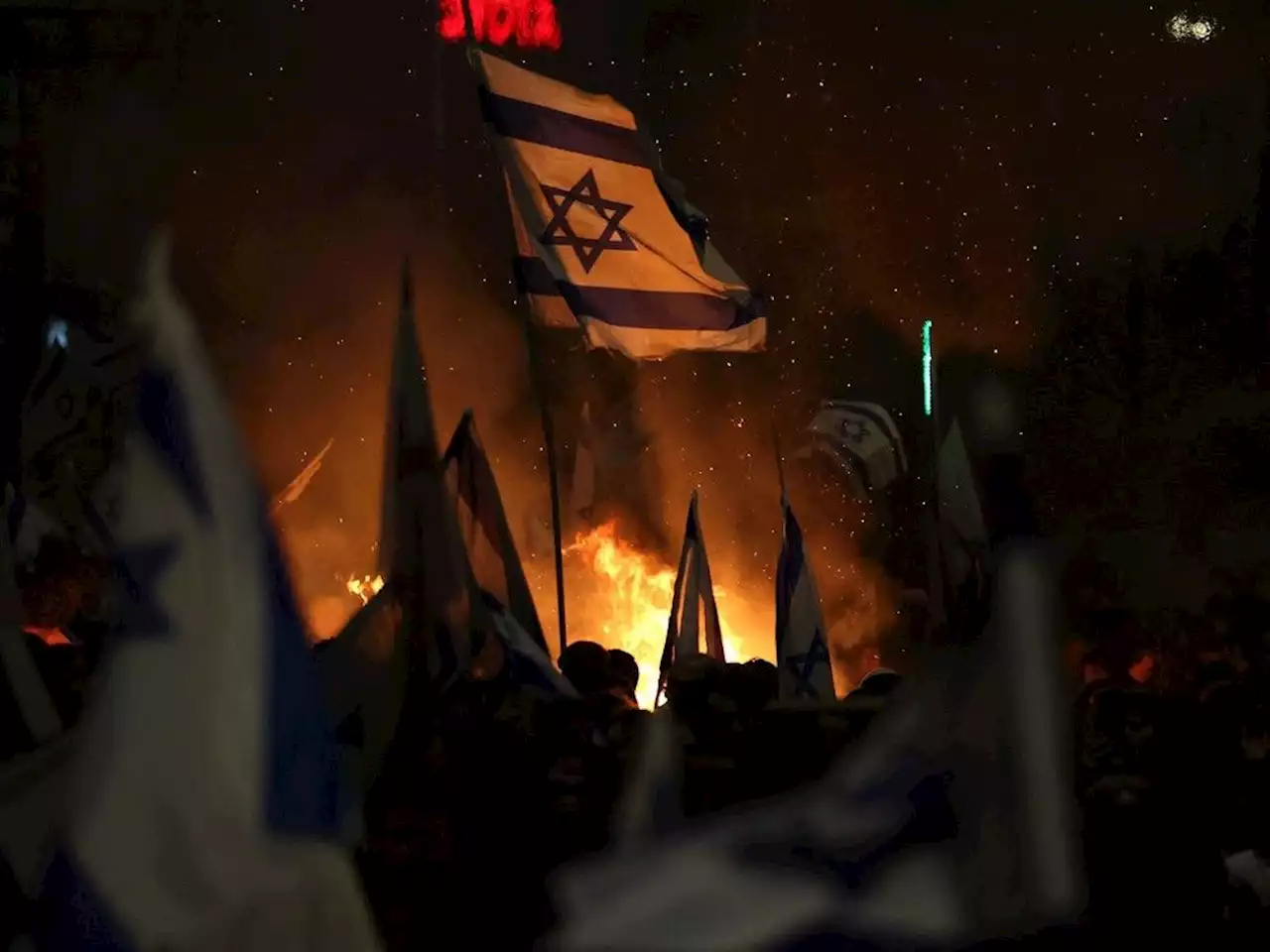 Netanyahu sacks defense minister, sparking mass protests across Israel