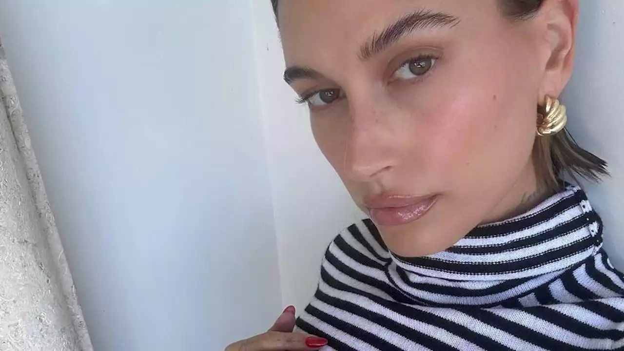 The Best Beauty Instagrams: Hailey Bieber, Billie Eilish, and More