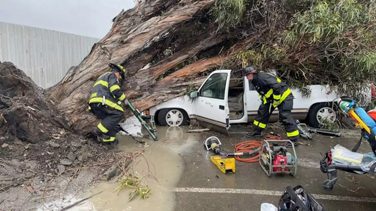 5 killed, train derailed as 'bomb cyclone' hits California