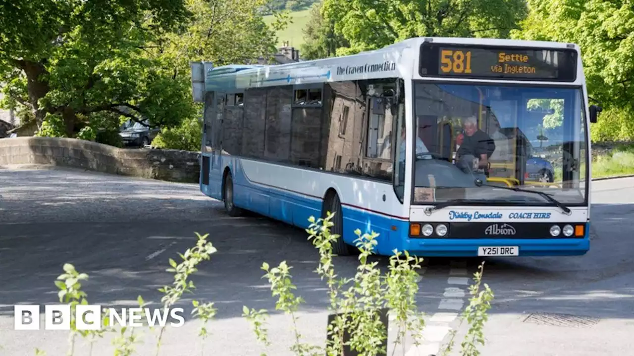 Yorkshire Dales: 'Significant increase' in bus services needed to cut car usage, leaders say