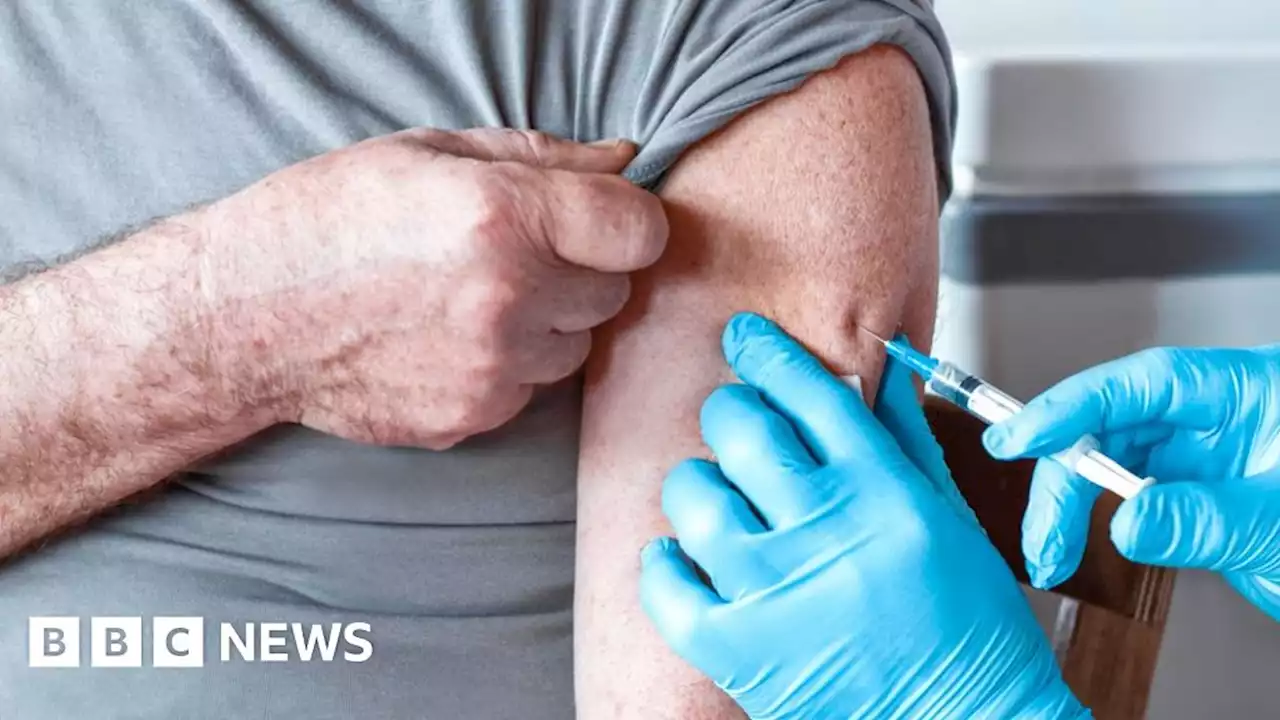 At-risk groups offered spring Covid-19 vaccine booster