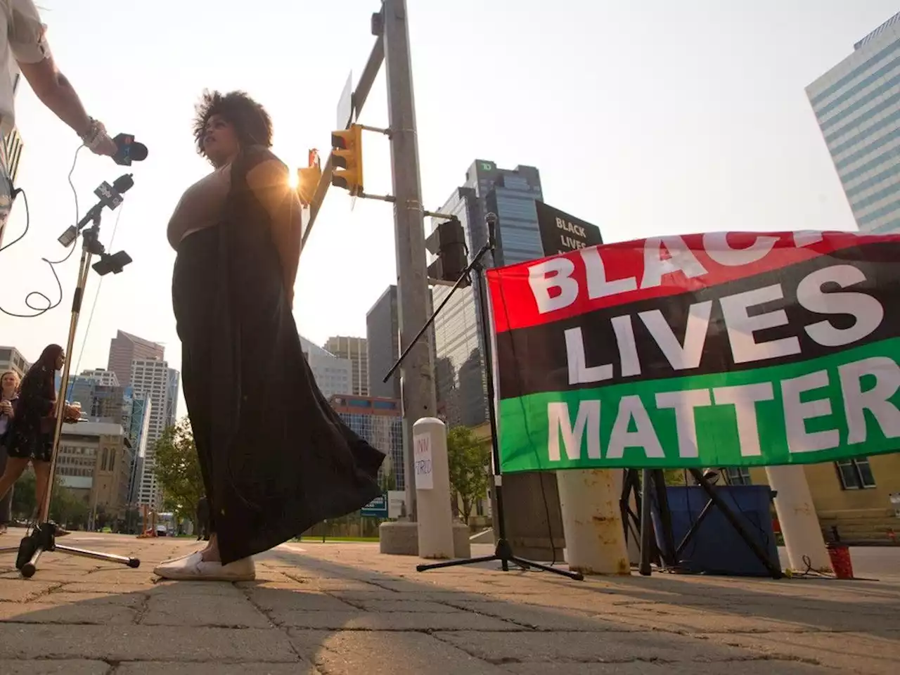 Leader of Black Lives Matter protest accosted two onlookers, including courthouse sheriff, court told