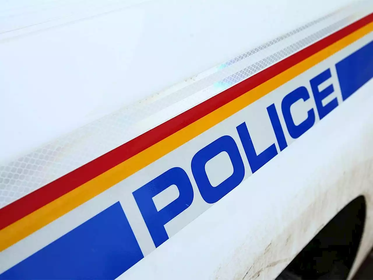 Fatal crash involving semi probed by Mayerthorpe RCMP