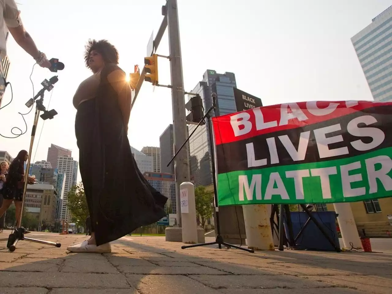 Leader of Black Lives Matters protest accosted two onlookers, including courthouse sheriff, court told