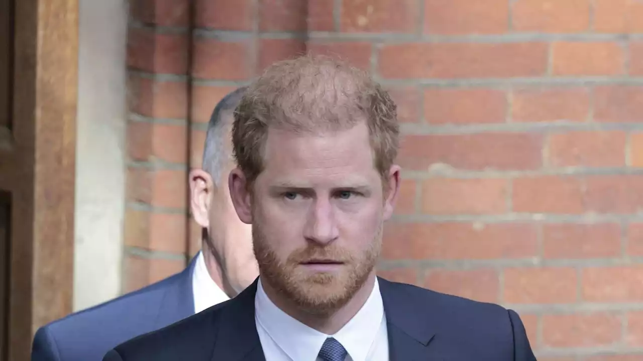 Prince Harry : de retour au Royaume-Uni avant le couronnement, va-t-il rencontrer sa famille ?