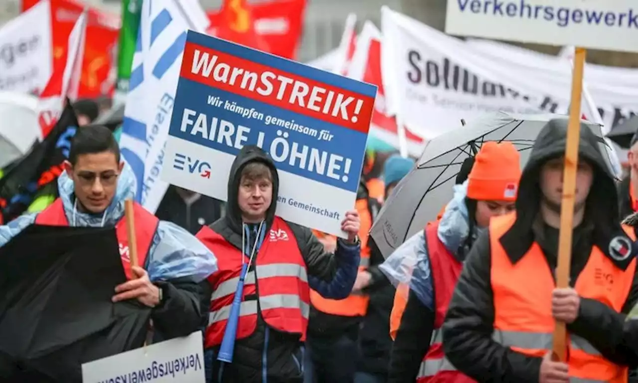 Strikes in Germany disrupt flights and trains, ‘paralyzing’ Europe’s biggest economy