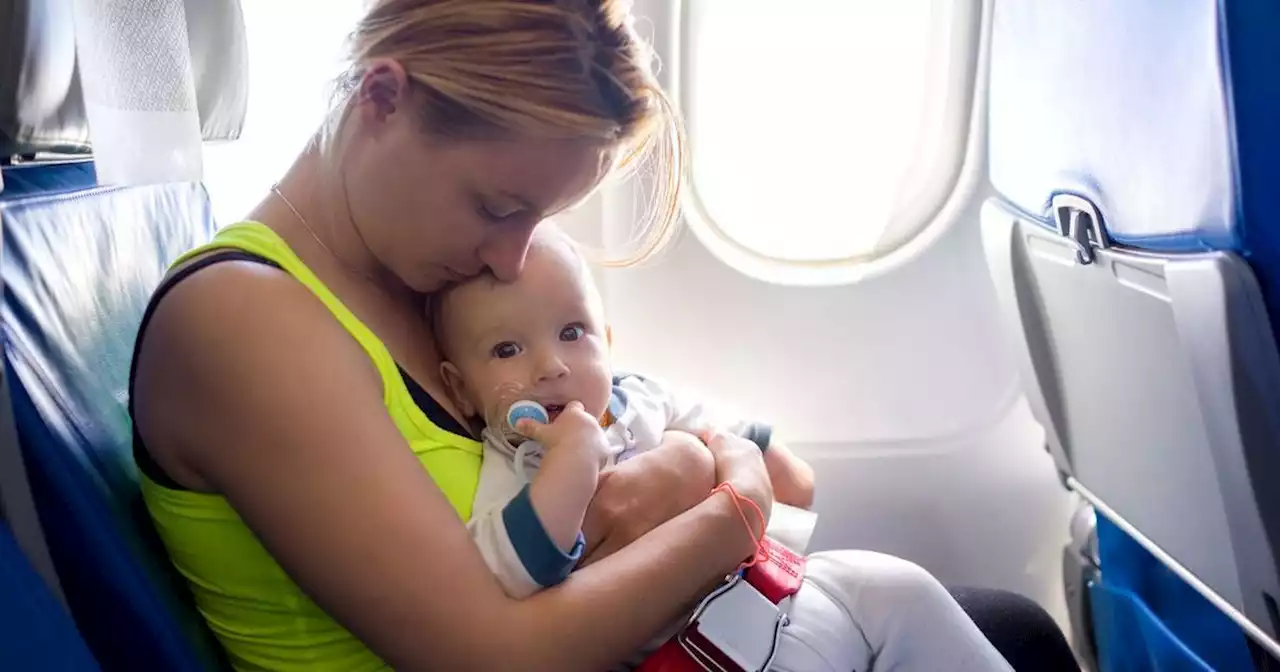 Mum struggling with screaming child thanks passenger for brutally honest comment