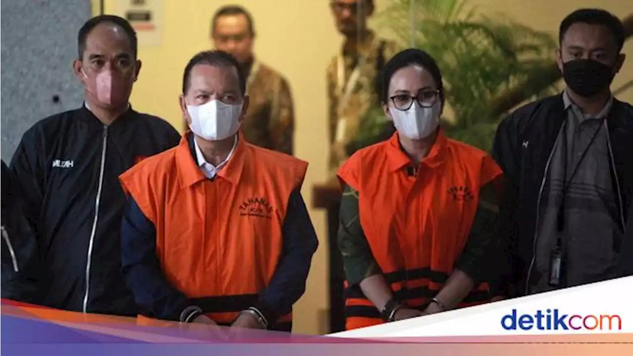 Anggota DPR F-NasDem Istri Bupati Kapuas Minta Uang dan Barang Mewah ke SKPD