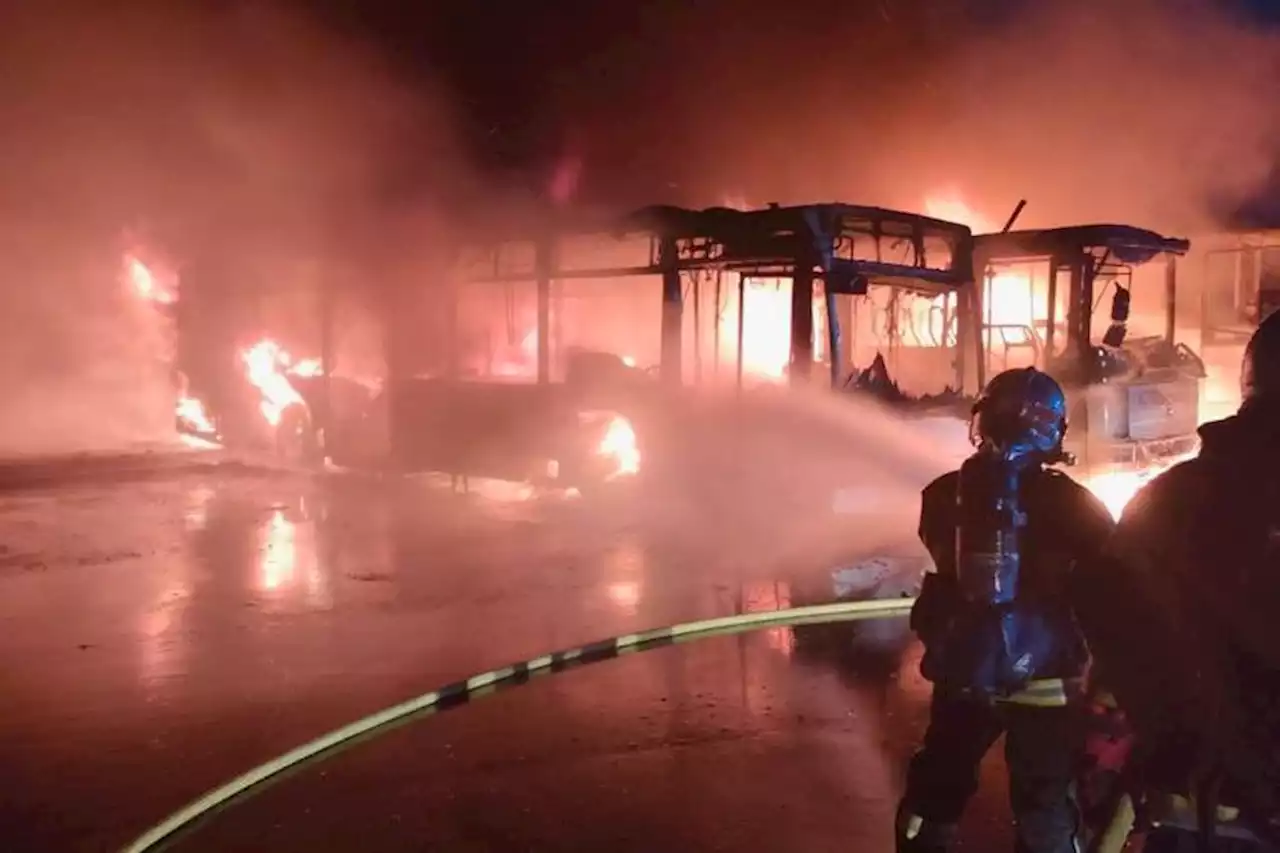 Plusieurs bus en feu dans un dépôt de Frontignan, 'des actes de vandalisme inacceptables' pour le préfet de l'Hérault