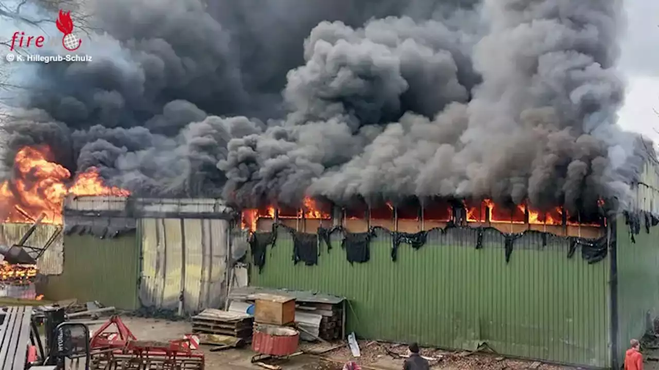 D: Großfeuer an Maschinenhalle in Trebel → 150 Kräfte im Einsatz